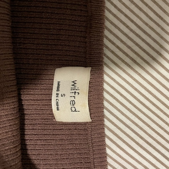 Wilfred Yacine Blouse (Purple) - Picture 3 of 4